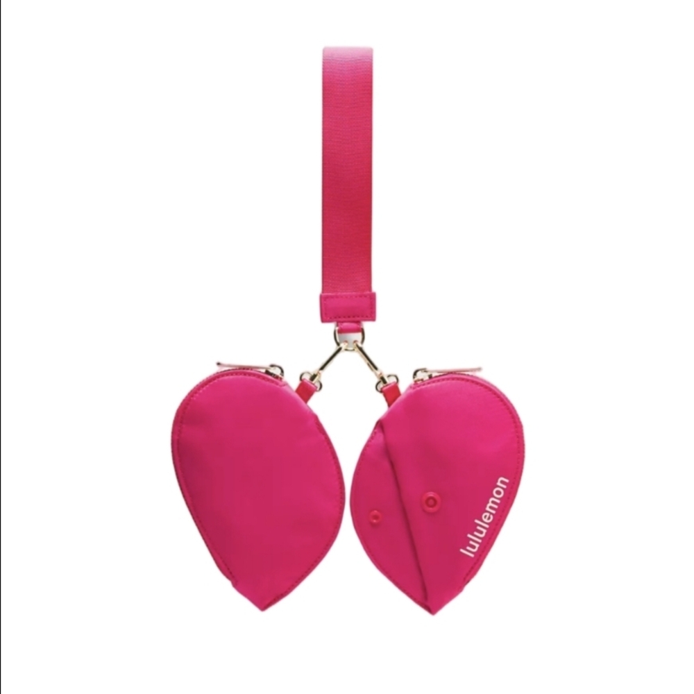Lululemon Passionate Pink & Gold Heart Dual Pouch Wristlet NWT - Picture 2 of 3